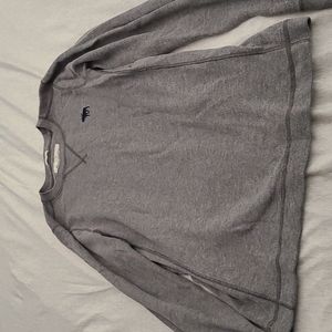 Abercrombie & Fitch gray waffle long sleeve shirt
